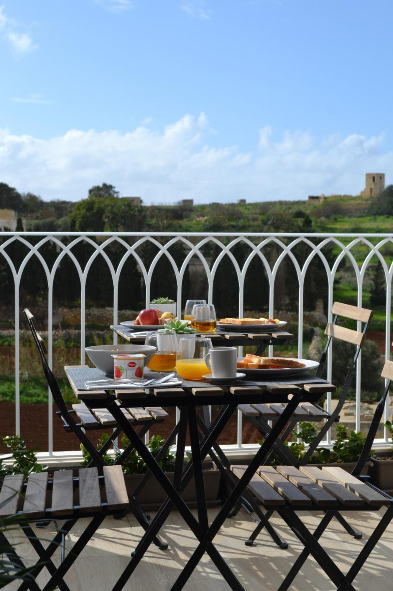 Bed & Breakfast Number 33 -